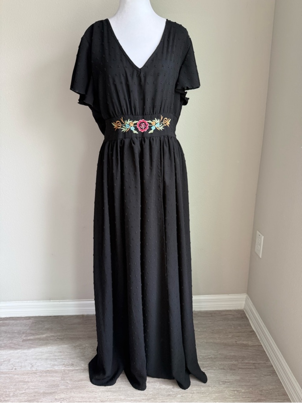 Niay women’s black,v-neck maxi dress